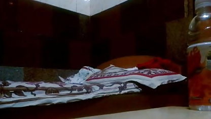 Tanned हिंदी सेक्सी वीडियो मूवी प्यारी सारा में गुलाबी,