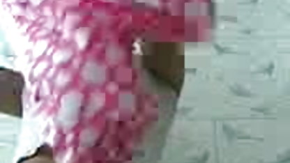 ब्रांडी लव उसे सुखद हिंदी पिक्चर सेक्सी फिल्म अंत के साथ एक मालिश देता है