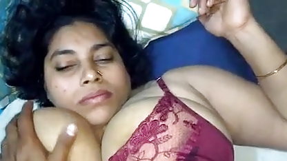 शुक्रिया Addams एक रात सेक्सी मूवी हिंदी में के लिए एक श्वासनली मिला