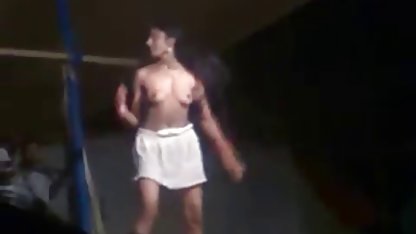 मैं सभी छेद में मेरे साथी टक्कर लगी है और मेरी जांघ पर समाप्त हो एक्स एक्स एक्स पिक्चर हिंदी गया ।