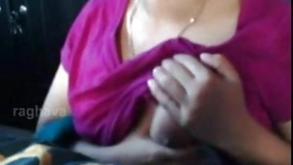 अपने काले सौतेली सेक्स फिल्म बफ माँ के साथ जुआन कमबख्त