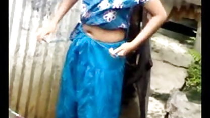 मारिया बोस सेक्सी फिल्म सेक्सी वीडियो ने युवा फिलीप का बचाव किया