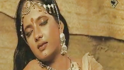 जेन्ना Sativa एक परिपक्व महिला द्वारा हिंदी सेक्सी फिल्म देखने वाली गड़बड़ हो जाता है