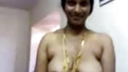 अपनी प्रेमिका को आनंद देने के लिए एक खिलौने का उपयोग करें वीडियो सेक्सी पिक्चर वीडियो हिंदी