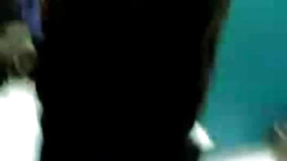 दादाजी दो जवान लड़कियों को बीएफ हिंदी में सेक्सी फिल्म चोदते हैं