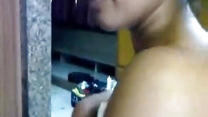 स्लिम चालाक सेक्सी फिल्म पिक्चर हिंदी किट्टी जेन caresses के बच्चे के लिंग