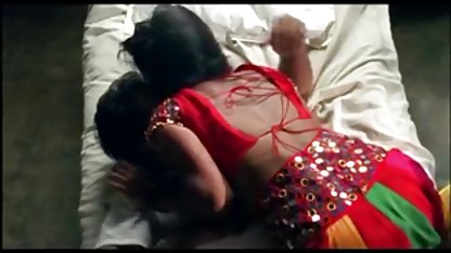 हेलेना हॉलीवुड की सेक्सी बीएफ फिल्म डैने एक होटल में कठिन कमबख्त